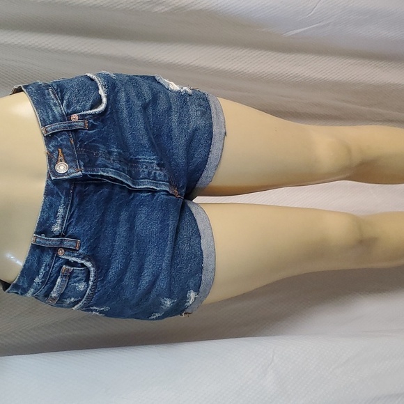 We The Free Button Distressed Denim Blue Jean Shorts Size 28 - Picture 1 of 9